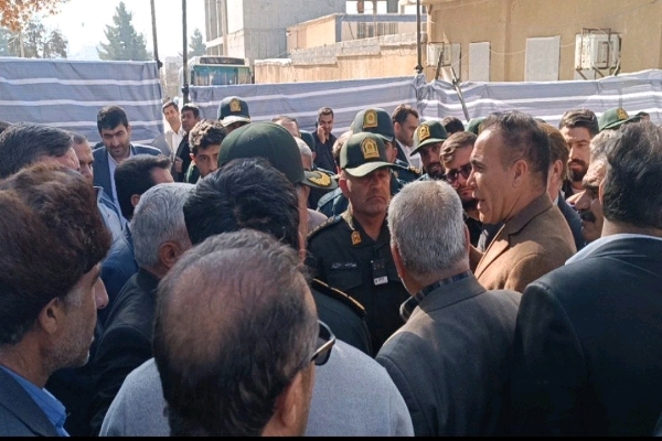 خوبِ بزرگ، بدِ پنهان، زشتِ آشکار؛ روایت عریان از سفر پزشکیان به کهگیلویه و بویراحمد خوبِ بزرگ، بدِ پنهان، زشتِ آشکار؛ روایت عریان از سفر پزشکیان به کهگیلویه و بویراحمد