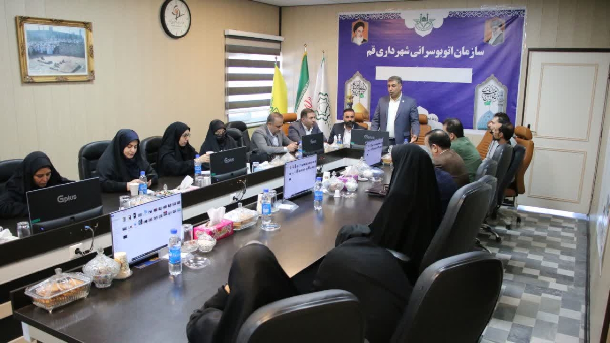 ۵ نشان رنگارنگ برای کاراته کا&zwnj;های قمی // این اخبار کار نمی شود //