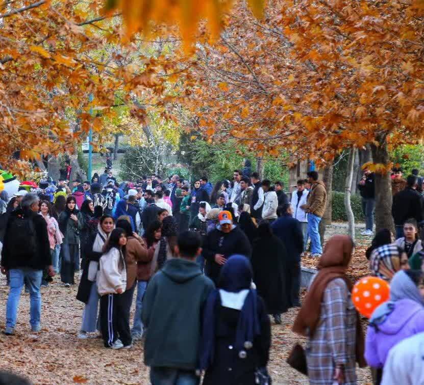 برگزاری سومین جشنواره پاییزی برگریزان هگمتانه، در همدان + عکس برگزاری سومین جشنواره پاییزی برگریزان هگمتانه، در همدان + عکس