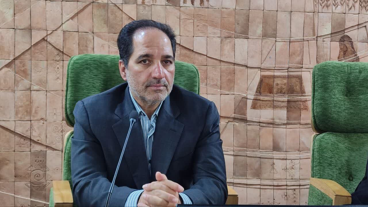 سد محکم استانداری در برابر استخدامهای بیضابطه و سلیقهای در شهرداری کرمانشاه سد محکم استانداری در برابر استخدامهای بیضابطه و سلیقهای در شهرداری کرمانشاه