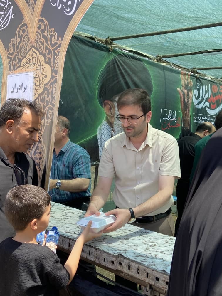 برپایی موکب خدمترسانی به زائران مراسم تشییع رهبر شهید از سوی فولاد شاهرود برپایی موکب خدمترسانی به زائران مراسم تشییع رهبر شهید از سوی فولاد شاهرود