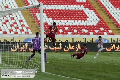 گزارش تصویری لیگ برتر فوتبال | مسابقه فوتبال پدیده مشهد و پرسپولیس تهران